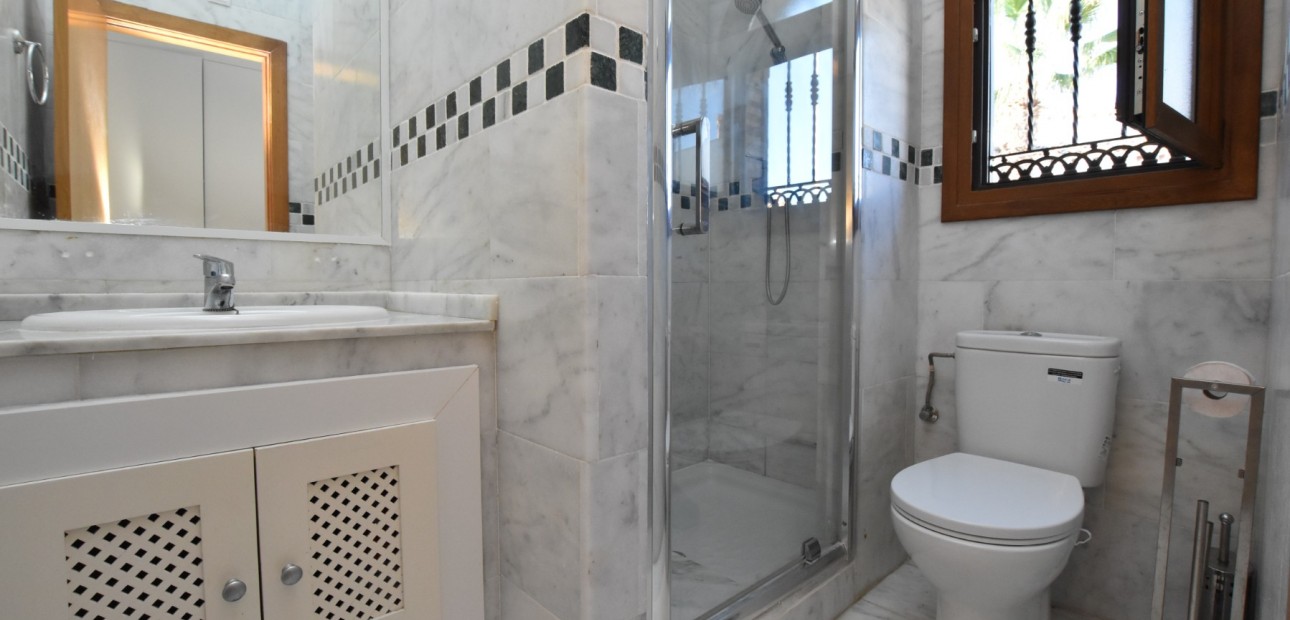 Venta - Semi Detached Villa -
Algorfa - La Finca Golf Resort