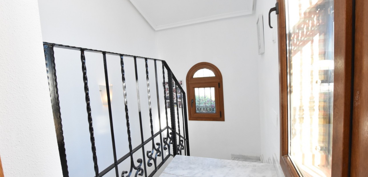 Venta - Semi Detached Villa -
Algorfa - La Finca Golf Resort
