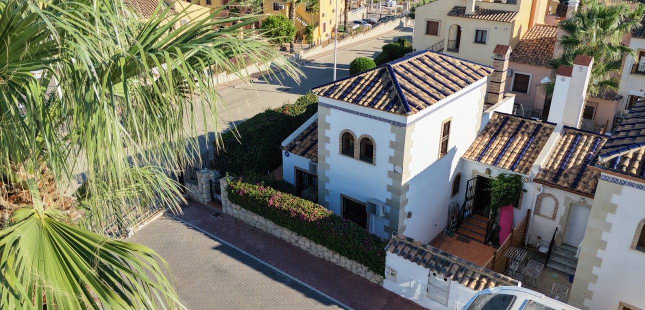 Venta - Semi Detached Villa -
Algorfa - La Finca Golf Resort
