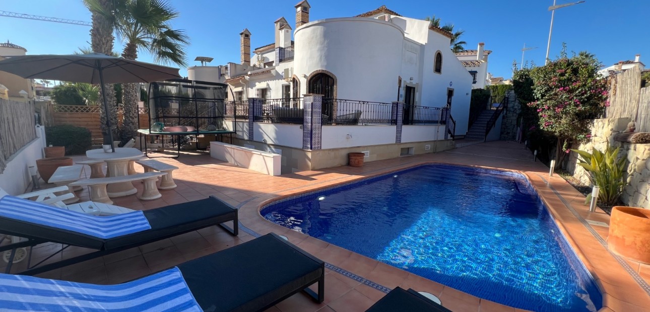 Venta - Semi Detached Villa -
Algorfa - La Finca Golf Resort