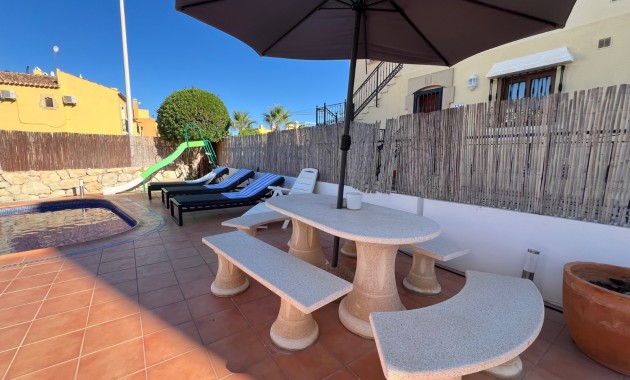 Venta - Semi Detached Villa -
Algorfa - La Finca Golf Resort