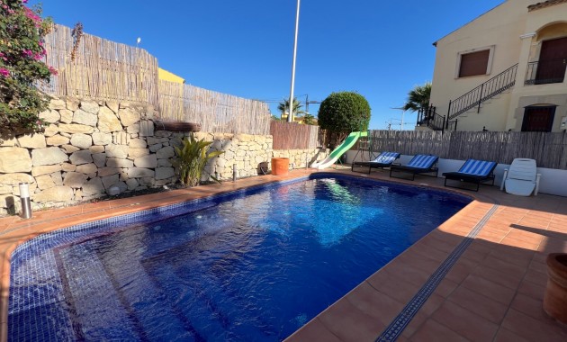 Venta - Semi Detached Villa -
Algorfa - La Finca Golf Resort