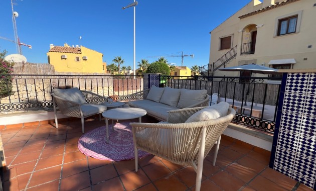 Venta - Semi Detached Villa -
Algorfa - La Finca Golf Resort