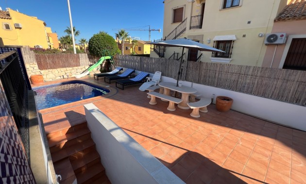 Venta - Semi Detached Villa -
Algorfa - La Finca Golf Resort