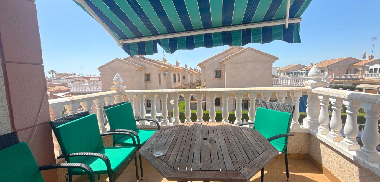 Venta - Apartamento / piso -
Orihuela Costa - Playa Flamenca