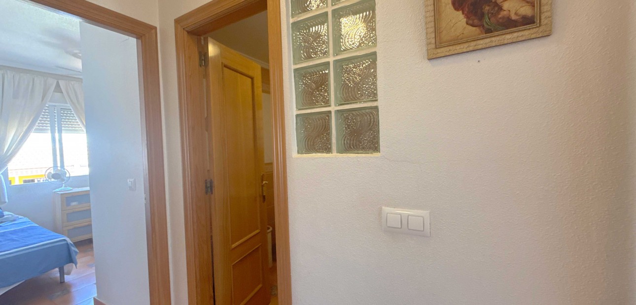 Venta - Apartamento / piso -
Orihuela Costa - Playa Flamenca