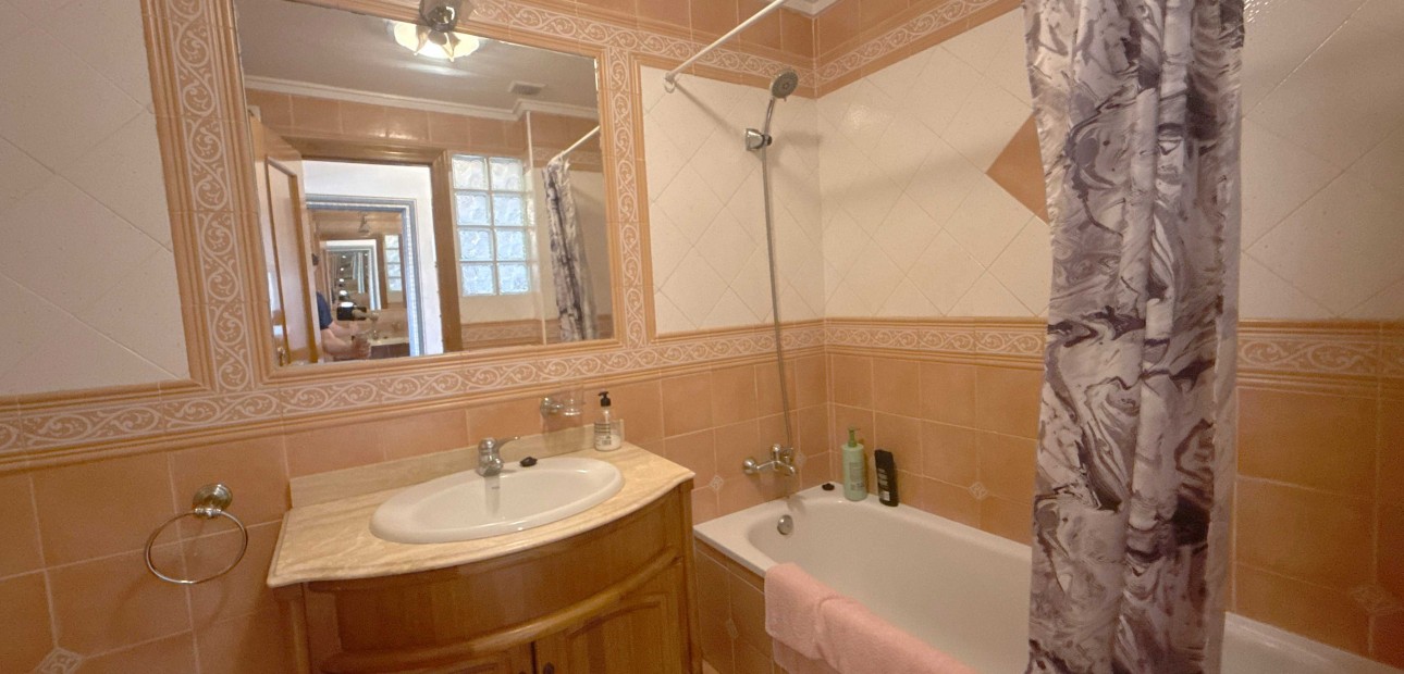 Venta - Apartamento / piso -
Orihuela Costa - Playa Flamenca