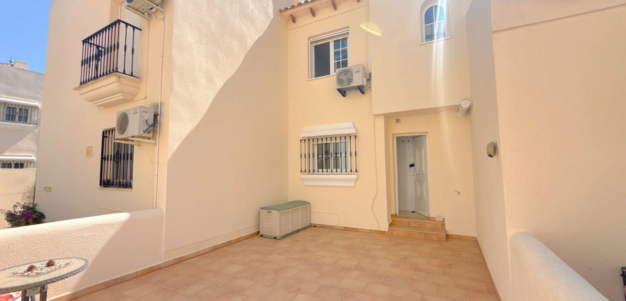 Venta - Adosado -
Orihuela Costa - Las Ramblas