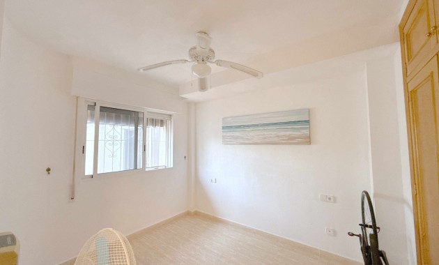 Venta - Apartamento / piso -
Orihuela Costa - Cabo Roig