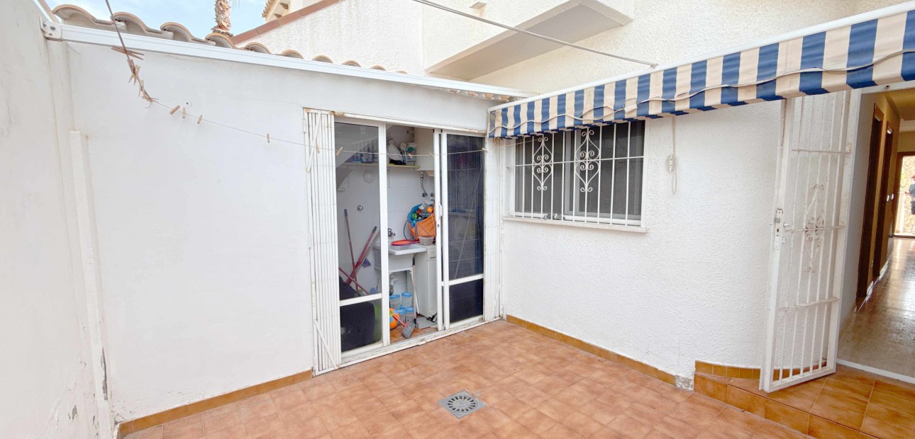 Venta - Apartamento / piso -
Orihuela Costa - Cabo Roig