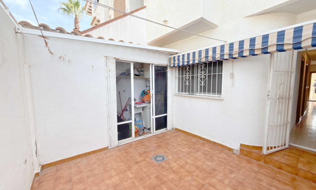 Venta - Apartamento / piso -
Orihuela Costa - Cabo Roig
