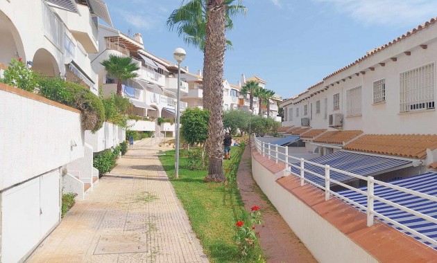 Venta - Apartamento / piso -
Orihuela Costa - Cabo Roig