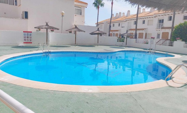 Venta - Apartamento / piso -
Orihuela Costa - Cabo Roig
