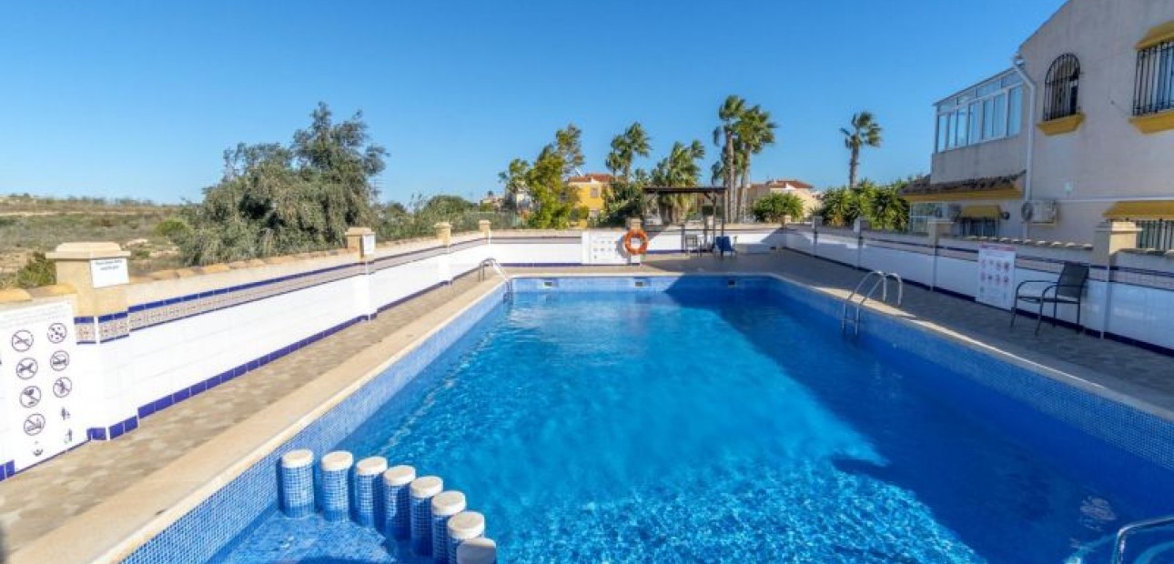 Venta - Apartamento / piso -
Orihuela Costa - La Regia