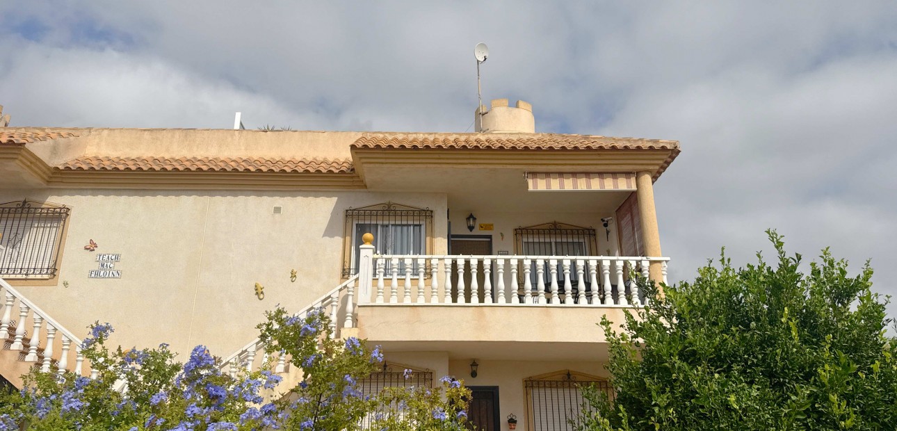 Venta - Apartamento / piso -
Orihuela Costa - La Regia