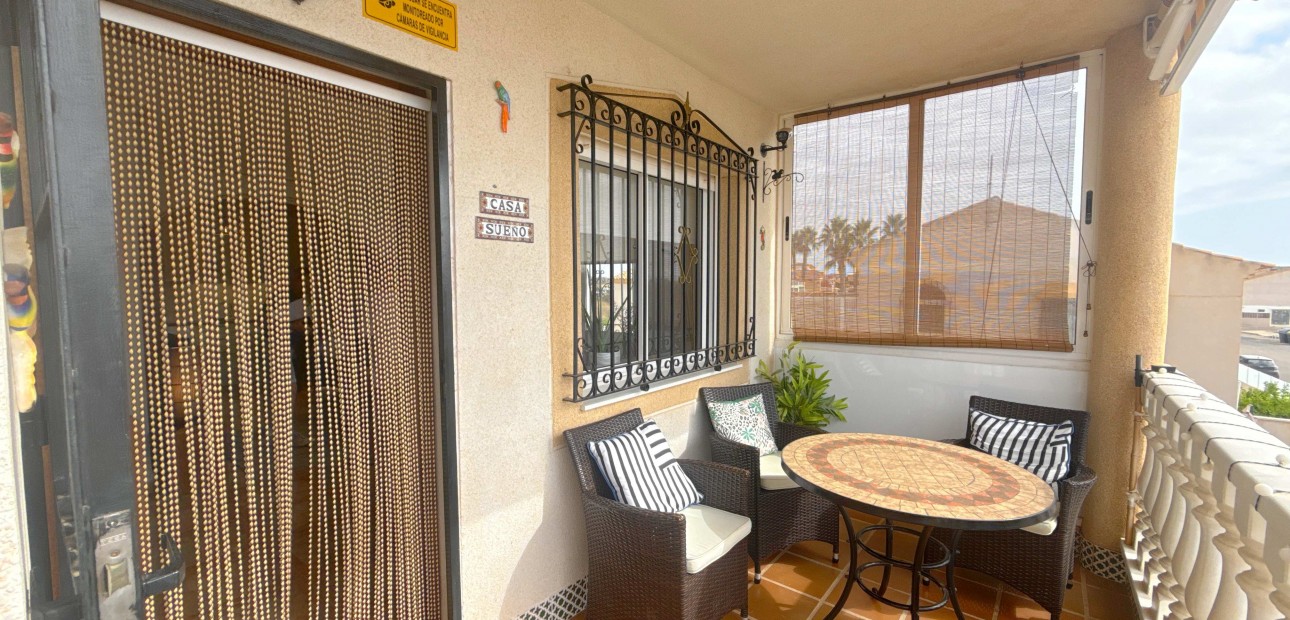 Venta - Apartamento / piso -
Orihuela Costa - La Regia