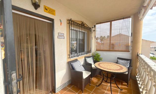Venta - Apartamento / piso -
Orihuela Costa - La Regia