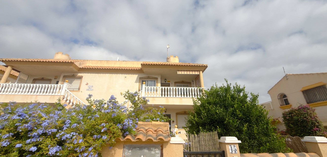 Venta - Apartamento / piso -
Orihuela Costa - La Regia