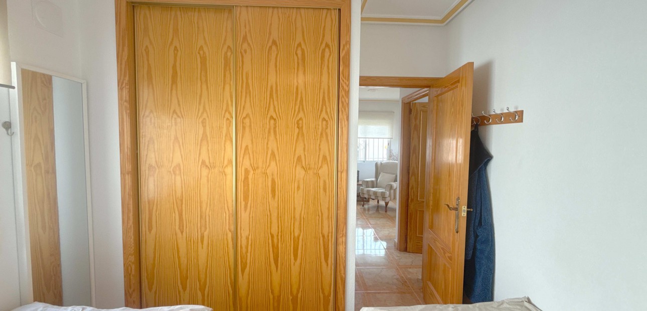 Venta - Apartamento / piso -
Orihuela Costa - La Regia