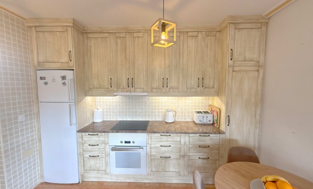 Venta - Apartamento / piso -
Orihuela Costa - La Regia