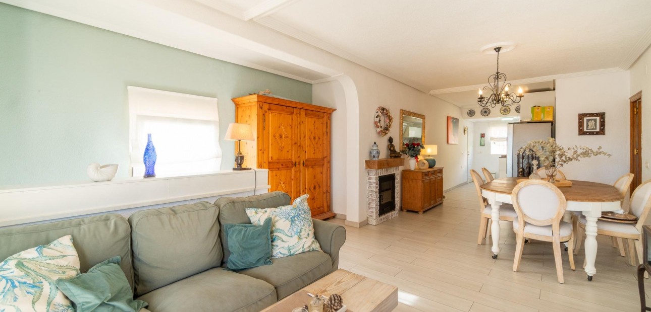 Venta - Villa -
Orihuela Costa - Los Balcones