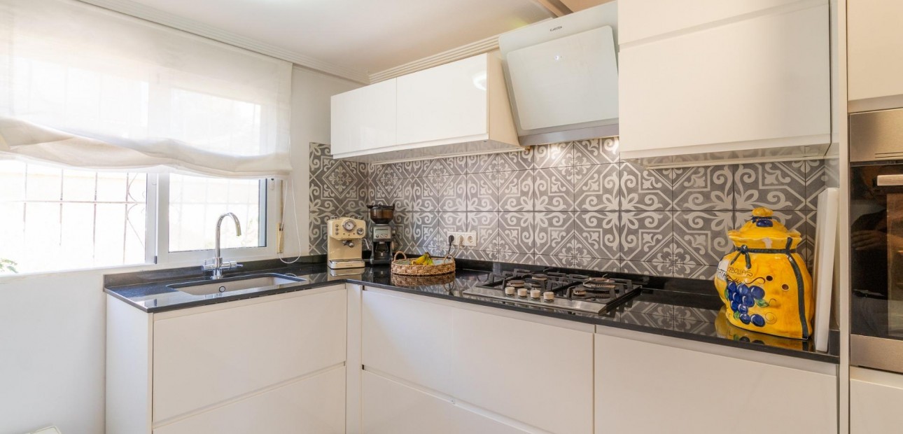 Venta - Villa -
Orihuela Costa - Los Balcones