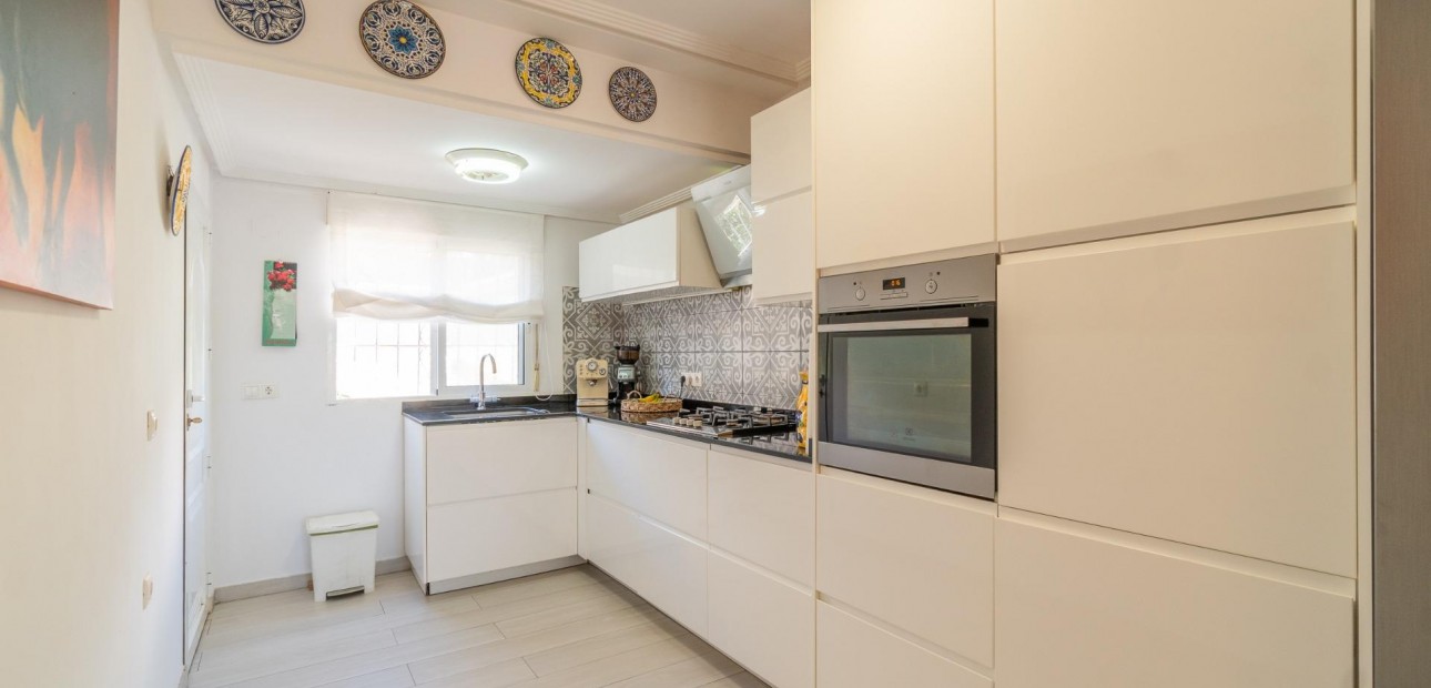 Venta - Villa -
Orihuela Costa - Los Balcones