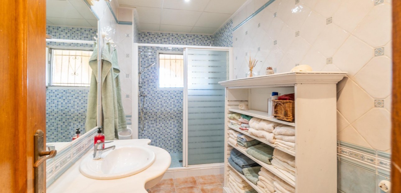 Venta - Villa -
Orihuela Costa - Los Balcones