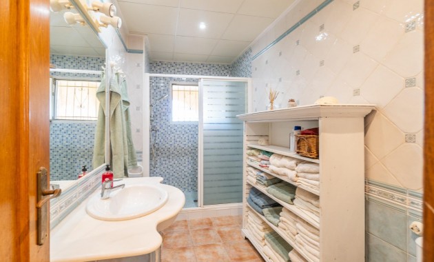 Venta - Villa -
Orihuela Costa - Los Balcones