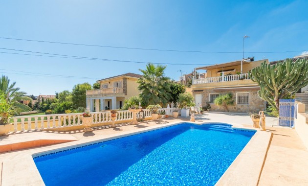 Venta - Villa -
Orihuela Costa - Los Balcones