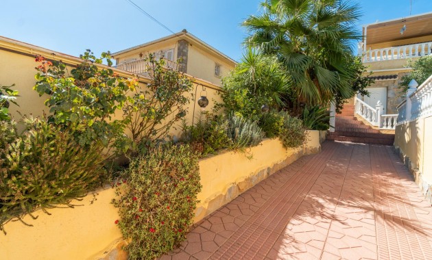 Venta - Villa -
Orihuela Costa - Los Balcones