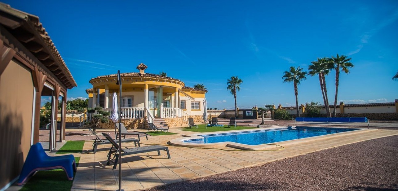 Venta - Villa -
CATRAL - Catral