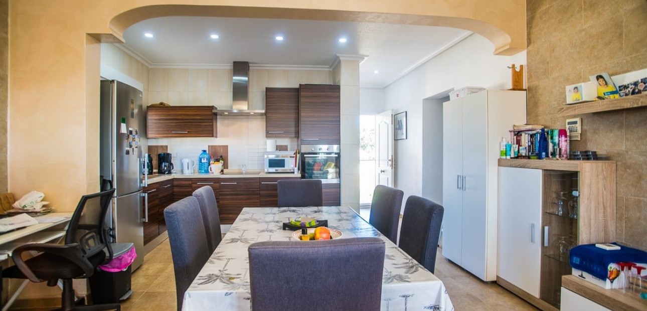 Venta - Villa -
CATRAL - Catral