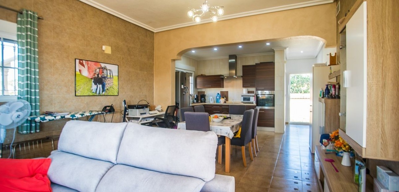 Venta - Villa -
CATRAL - Catral