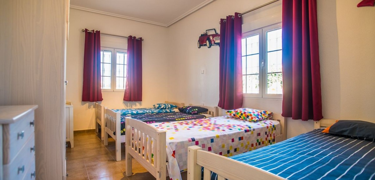 Venta - Villa -
CATRAL - Catral