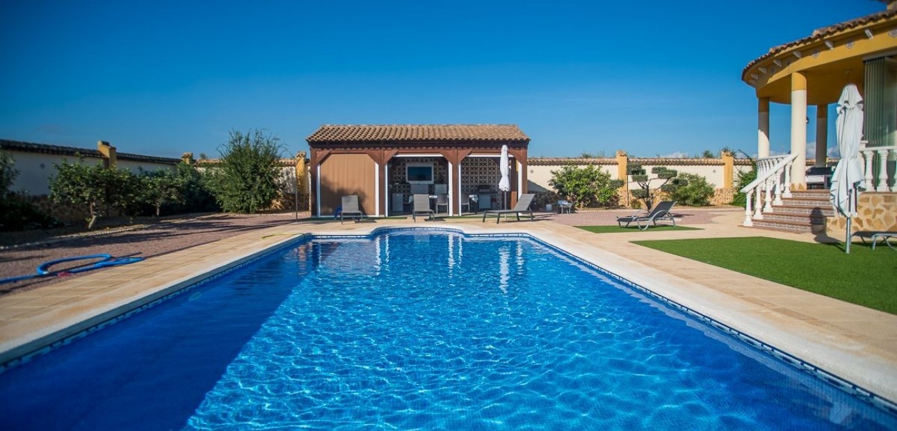 Venta - Villa -
CATRAL - Catral