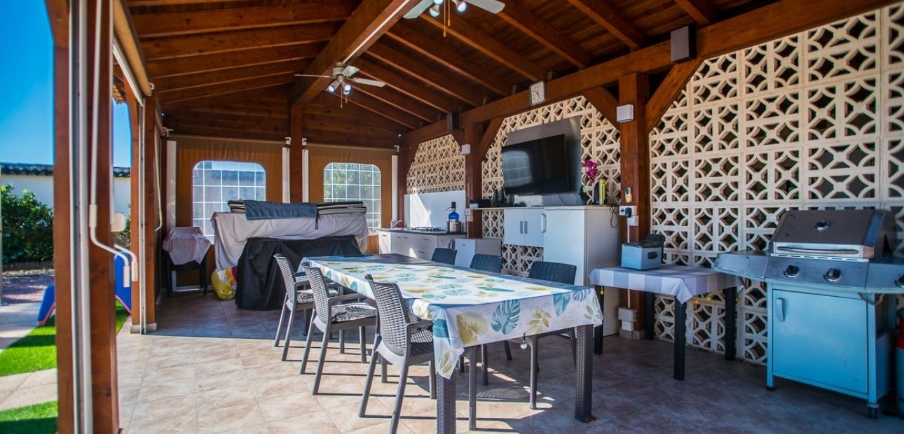 Venta - Villa -
CATRAL - Catral