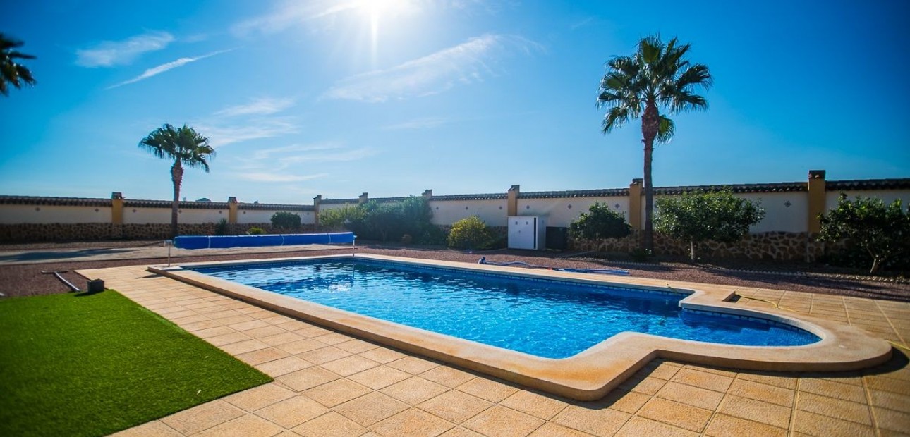 Venta - Villa -
CATRAL - Catral