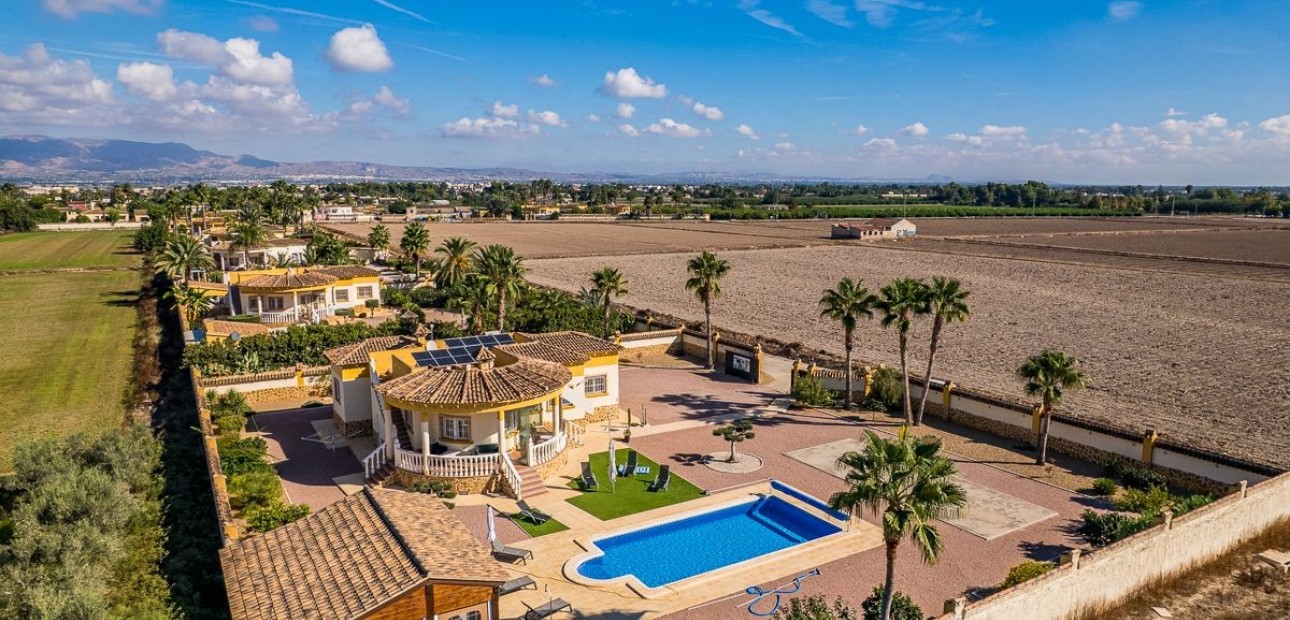 Venta - Villa -
CATRAL - Catral