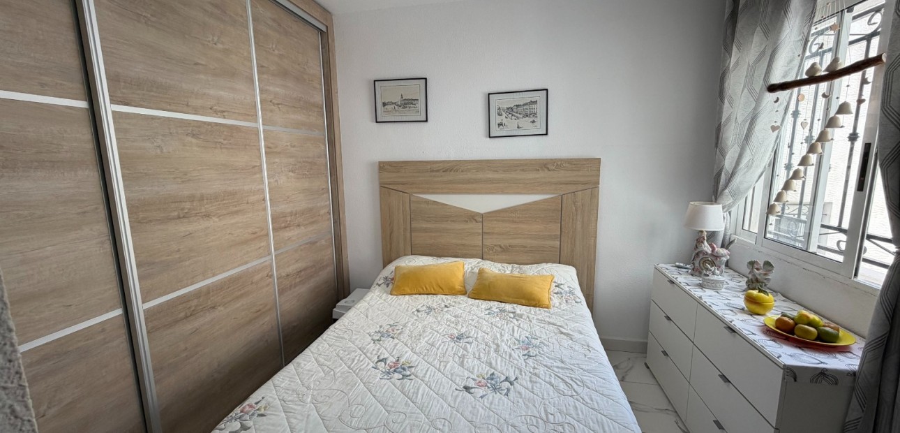 Venta - Apartamento / piso -
Orihuela - Entre Naranjos Vistabella