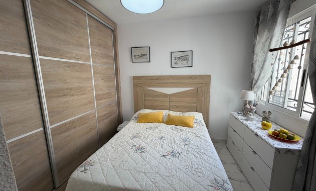 Venta - Apartamento / piso -
Orihuela - Entre Naranjos Vistabella