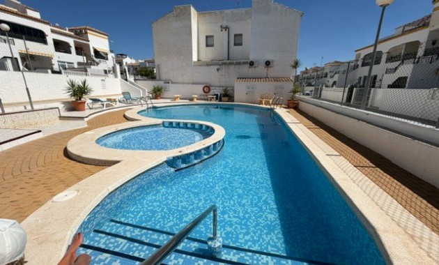 Venta - Apartamento / piso -
Orihuela - Entre Naranjos Vistabella