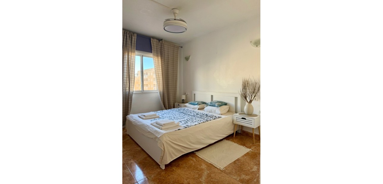 Venta - Apartamento / piso -
Torrevieja - El Molino