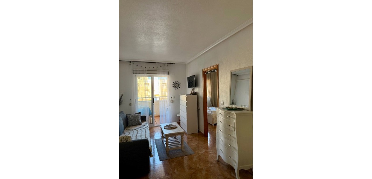 Venta - Apartamento / piso -
Torrevieja - El Molino