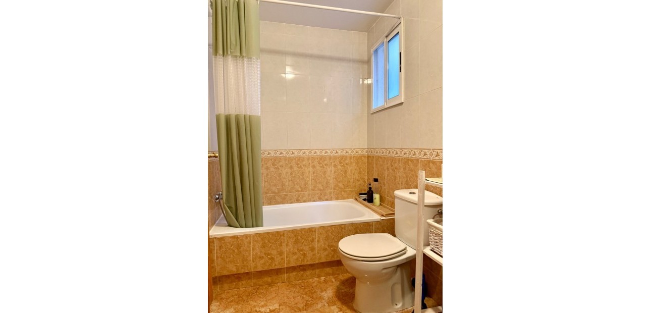 Venta - Apartamento / piso -
Torrevieja - El Molino