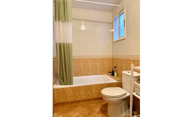 Venta - Apartamento / piso -
Torrevieja - El Molino