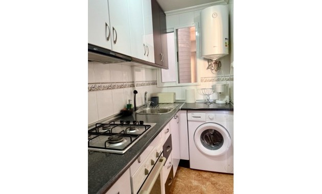 Venta - Apartamento / piso -
Torrevieja - El Molino