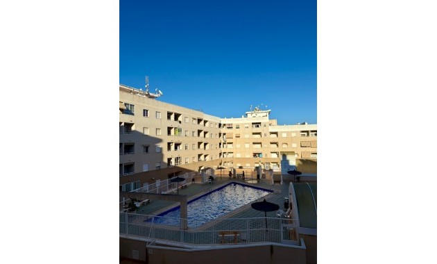 Venta - Apartamento / piso -
Torrevieja - El Molino