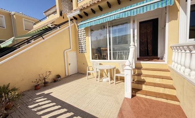 Venta - Apartamento / piso -
Orihuela Costa - Villamartin