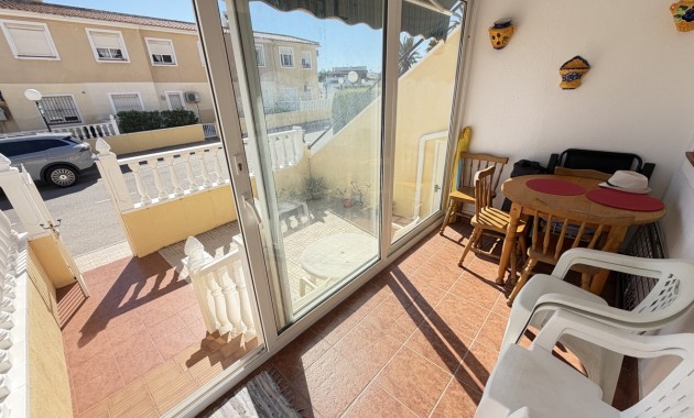 Venta - Apartamento / piso -
Orihuela Costa - Villamartin